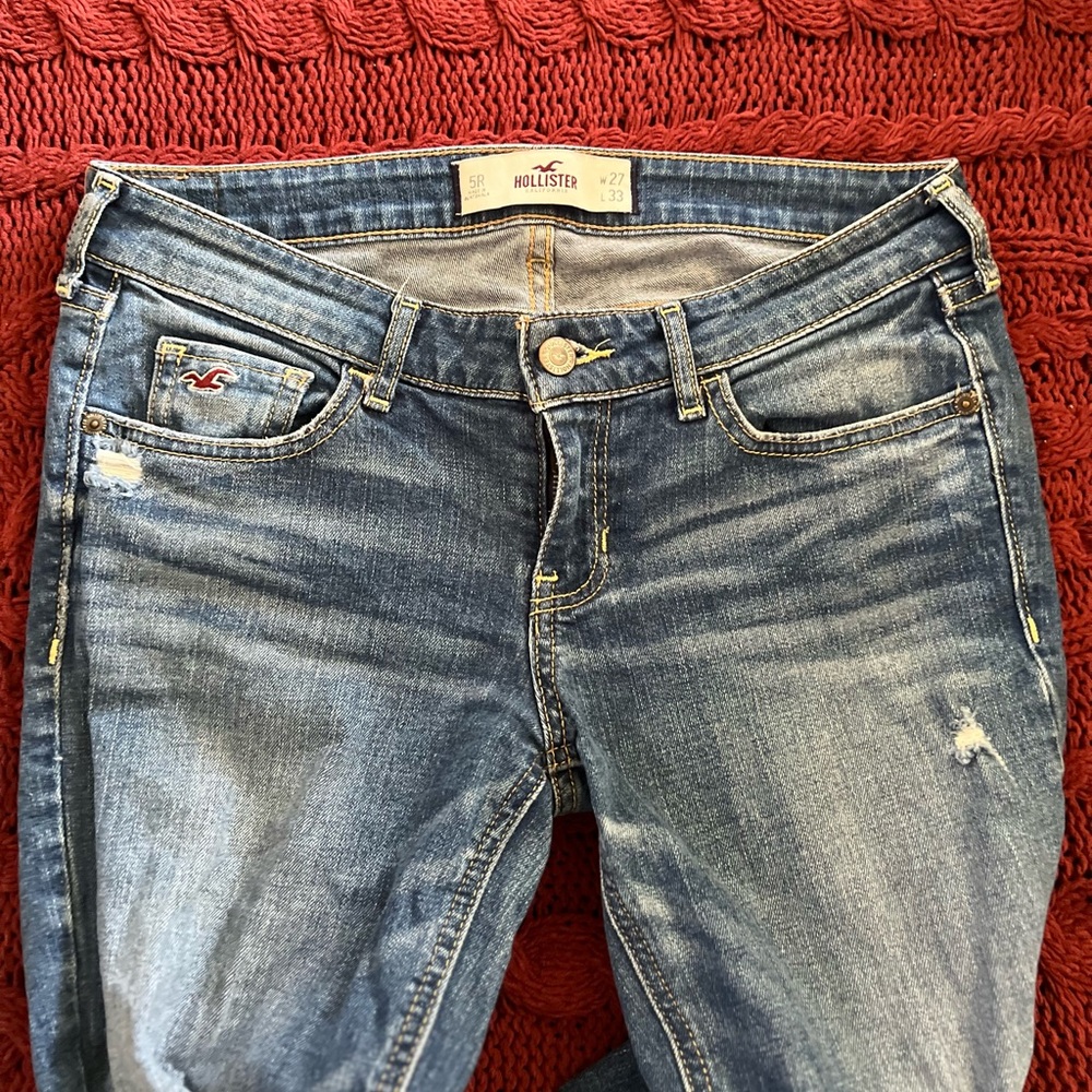 ☀️Hollister Distressed Blue Skinny Jeans